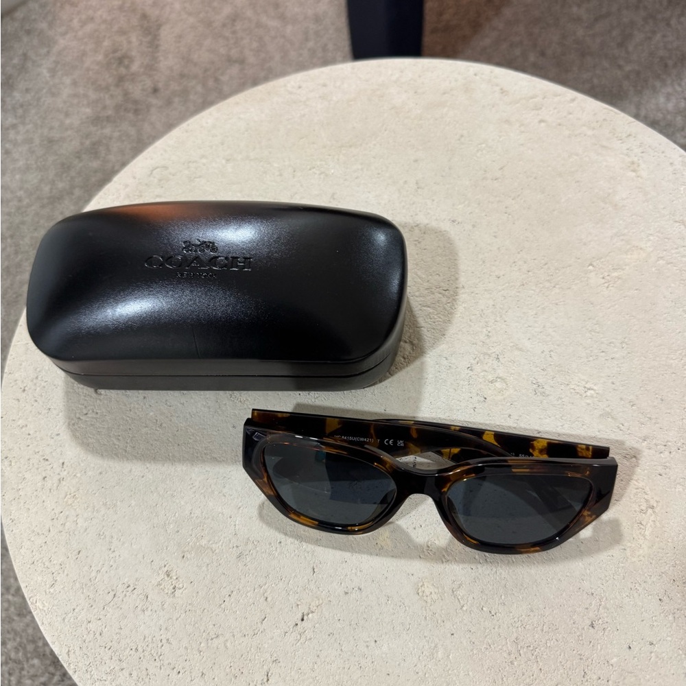 Coach Tortoise Shell Sunglasses with Black Case